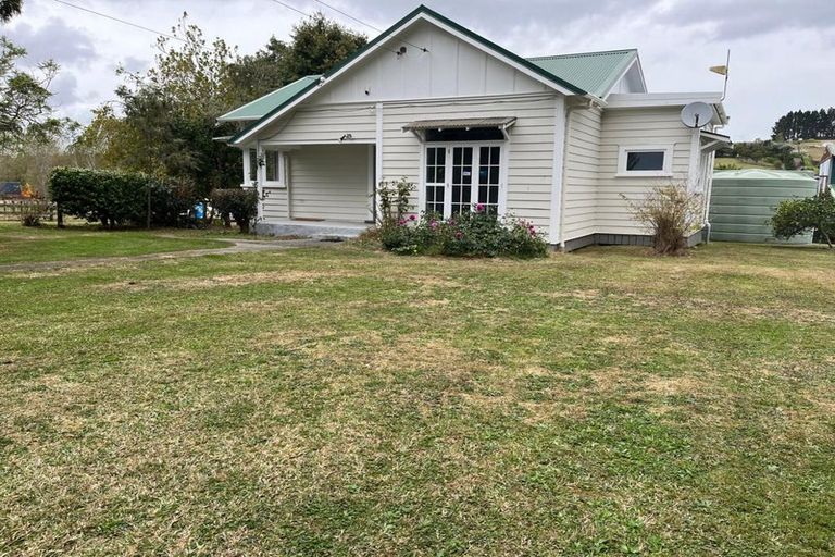 Photo of property in 62 Church Road, Ardmore, Papakura, 2582