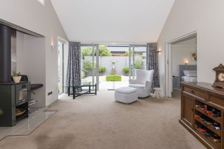 Photo of property in 42 Pisa Moorings Road, Mount Pisa, Cromwell, 9383