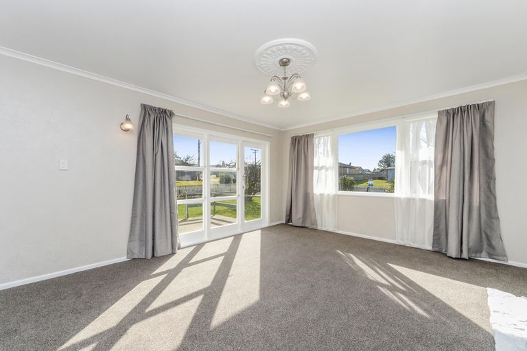 Photo of property in 1 Clifford Street, Morrinsville, 3300