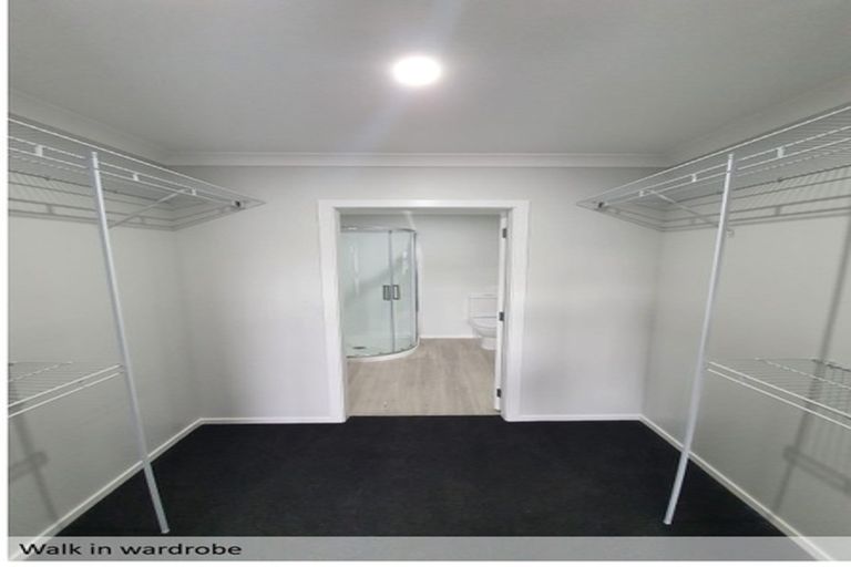 Photo of property in 6 Tieke Lane, Kenepuru, Porirua, 5022