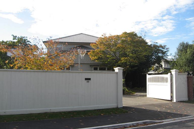 Photo of property in 10 Thornycroft Street, Fendalton, Christchurch, 8052