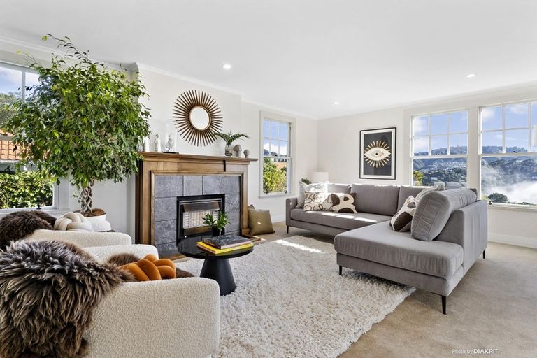 Photo of property in 41 Wadestown Road, Wadestown, Wellington, 6012