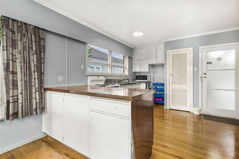 Photo of property in 51 Sandwich Road, St Andrews, Hamilton, 3200