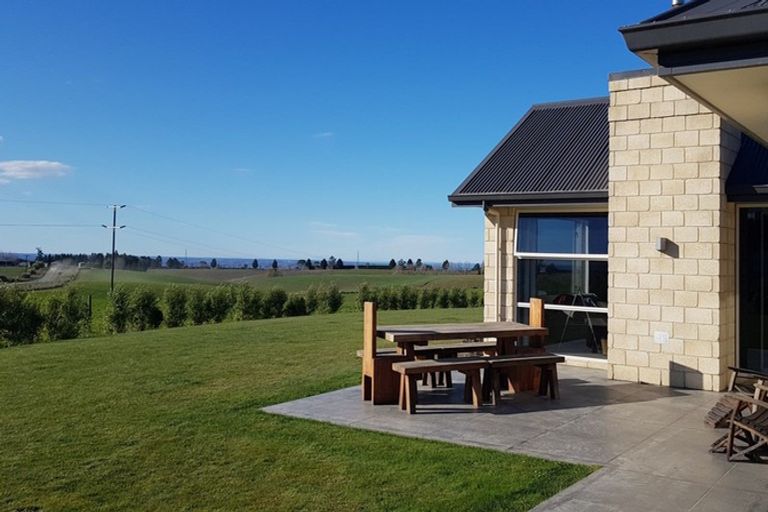 Photo of property in 1153 Rolling Ridges Road, Levels Valley, Timaru, 7975