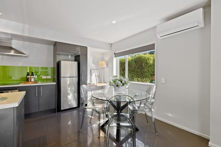 Photo of property in 1/49 Maxwell Street, Riccarton, Christchurch, 8041