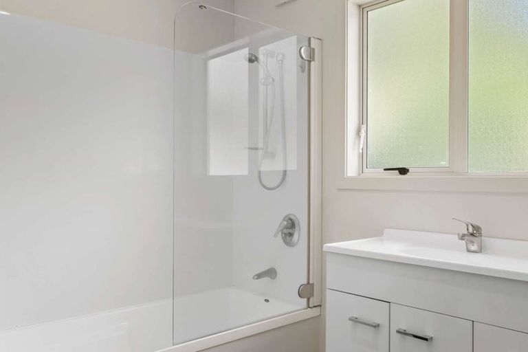 Photo of property in 74 Endcliffe Road, Kaiti, Gisborne, 4010