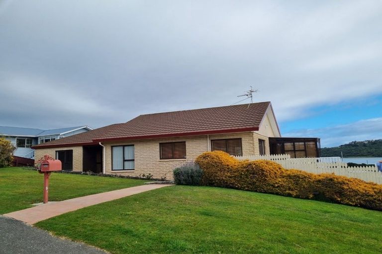 Photo of property in 58 Tweed Road, Papakowhai, Porirua, 5024