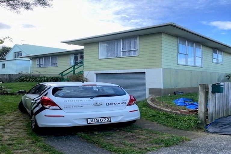 Photo of property in 230a Mitchell Street, Brooklyn, Wellington, 6021