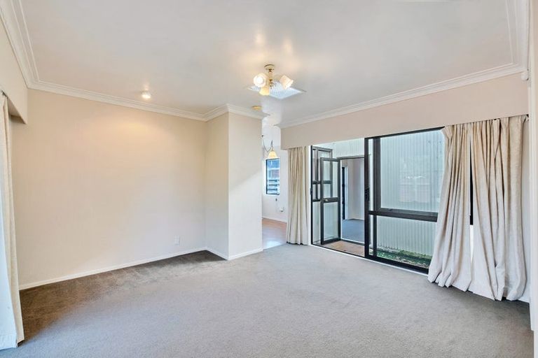 Photo of property in 3/39 Great South Road, Papakura, 2110