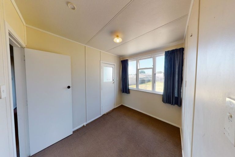 Photo of property in 60-62 Titoki Street, Castlecliff, Whanganui, 4501