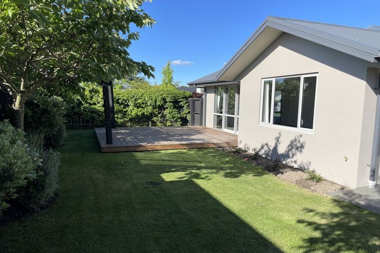 Photo of property in 4 Archrob Avenue, Prebbleton, 7604