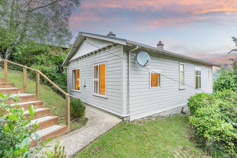 Photo of property in 37 Clifford Street, Dalmore, Dunedin, 9010