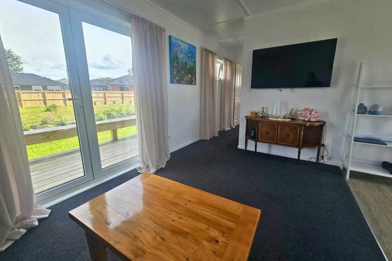 Photo of property in 1/26 Roberts Road, Lansdowne, Masterton, 5810