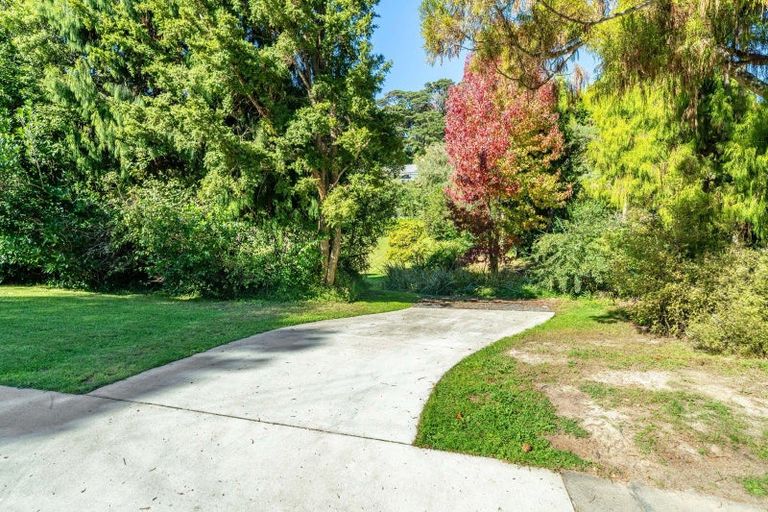 Photo of property in 44a Chatsworth Road, Silverstream, Upper Hutt, 5019