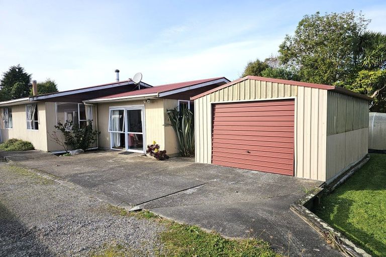 Photo of property in 156 Brougham Street, Westport, 7825