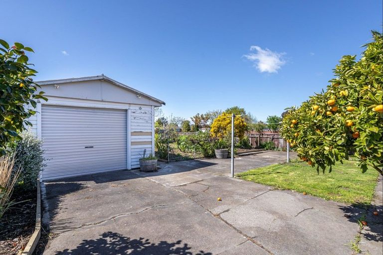 Photo of property in 32 Masters Crescent, Masterton, 5810
