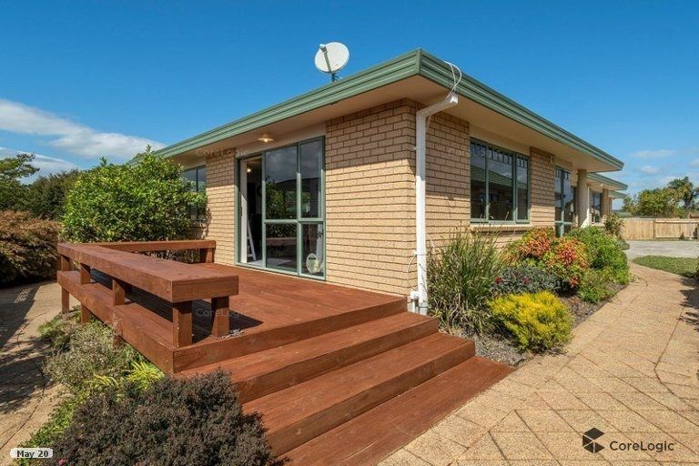 Photo of property in 63 Grantston Drive, Pyes Pa, Tauranga, 3112