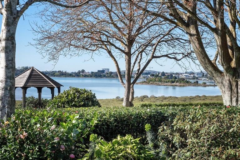 Photo of property in 94 Darraghs Road, Brookfield, Tauranga, 3110