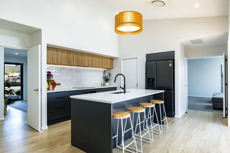 Photo of property in 33 Nikau Drive, Redwoodtown, Blenheim, 7201