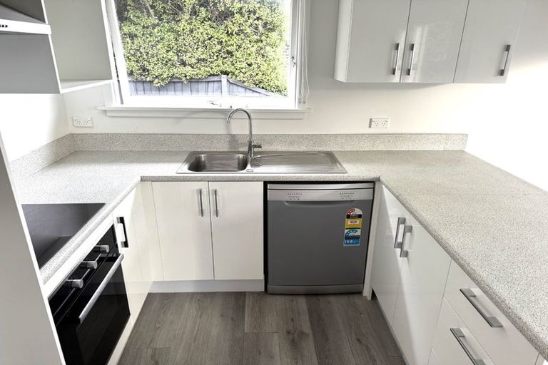 Photo of property in 320a Avonhead Road, Avonhead, Christchurch, 8042