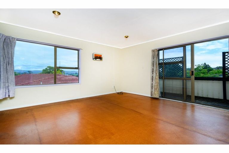 Photo of property in 7 Zita Maria Drive, Massey, Auckland, 0614