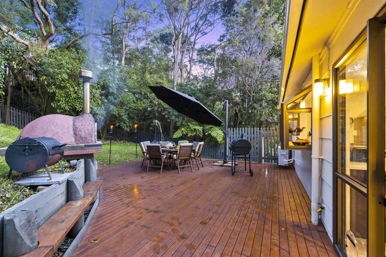 Photo of property in 68 Holyoake Place, Chatswood, Auckland, 0626