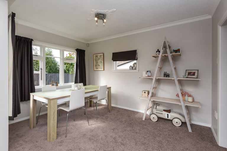 Photo of property in 220 Knowles Street, St Albans, Christchurch, 8052