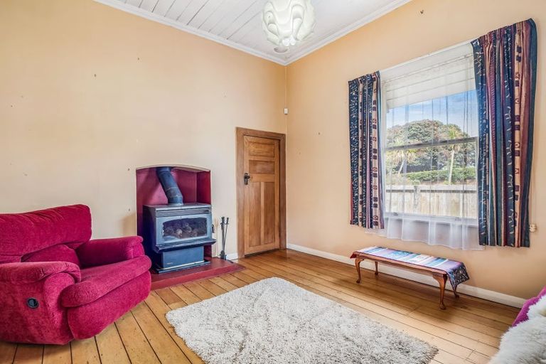 Photo of property in 30 Bignell Street, Gonville, Whanganui, 4501