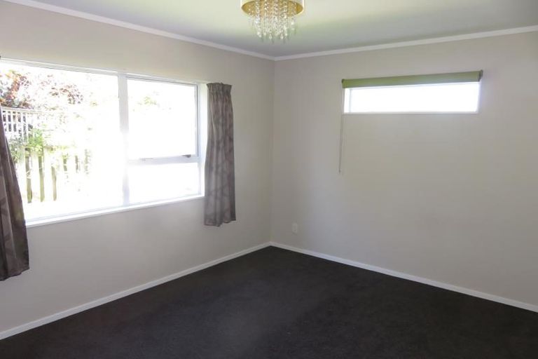 Photo of property in 15b Raine Street, Karori, Wellington, 6012