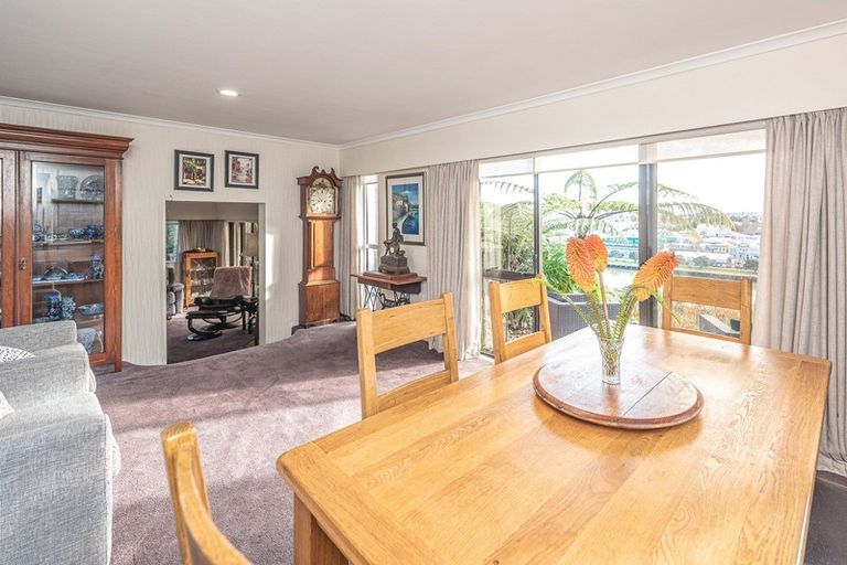 Photo of property in 34 Hipango Terrace, Durie Hill, Whanganui, 4500