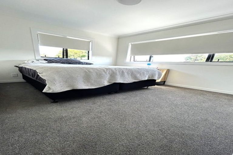Photo of property in 40d Kervil Avenue, Te Atatu Peninsula, Auckland, 0610
