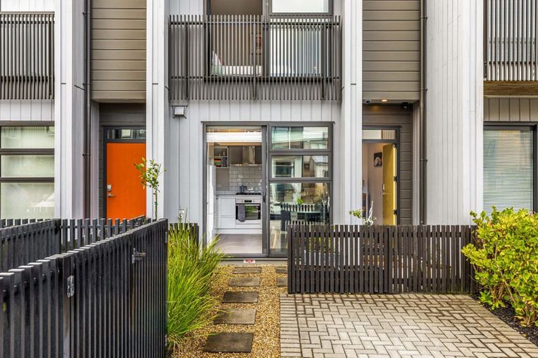 Photo of property in 11 Wai Place, Westgate, Auckland, 0614