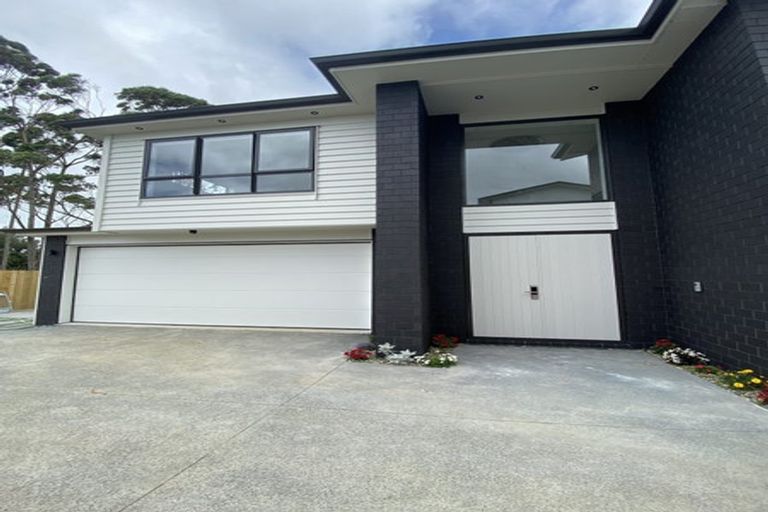 Photo of property in 30 Mettam Drive, Swanson, Auckland, 0614