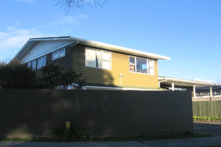 Photo of property in 9 John F Kennedy Drive, Milson, Palmerston North, 4414