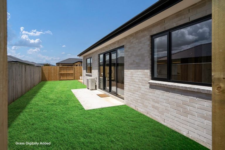 Photo of property in 12 Mary Ann Drive, Cambridge, 3434