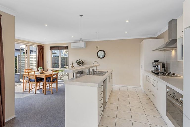 Photo of property in 7 Shield Place, Halswell, Christchurch, 8025