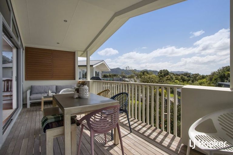 Photo of property in 28 Reo Crescent, Waihi Beach, 3611