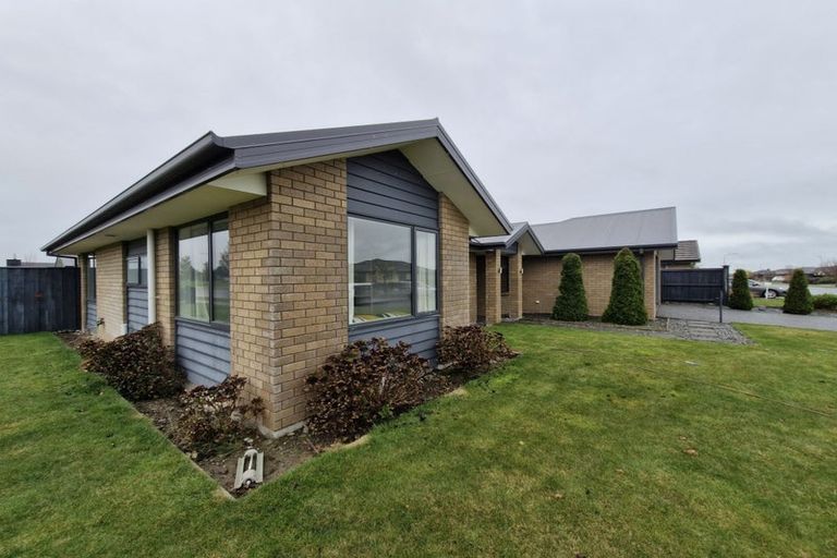 Photo of property in 1 Ragley Way, Rolleston, 7615