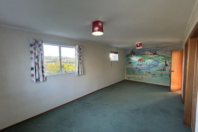 Photo of property in 12a Richard Street, Titahi Bay, Porirua, 5022