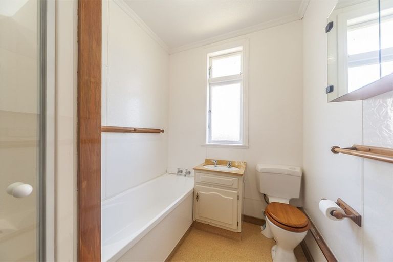 Photo of property in 60 Brussels Street, Miramar, Wellington, 6022