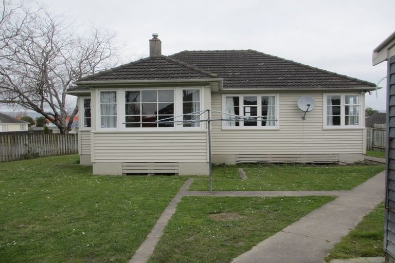 Photo of property in 49 Andrew Avenue, Roslyn, Palmerston North, 4414