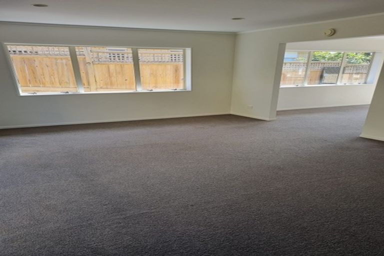 Photo of property in 1/7 Thurston Place, Bucklands Beach, Auckland, 2012