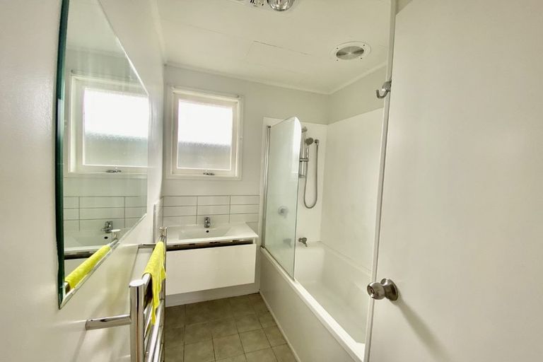 Photo of property in 73 Friesian Drive, Mangere, Auckland, 2022