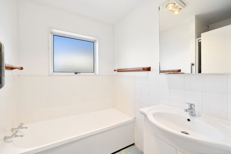 Photo of property in 2/83 Neill Street, Hornby, Christchurch, 8042