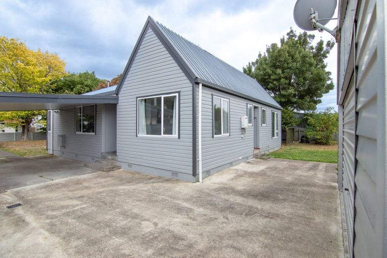Photo of property in 53 Kaimanawa Street, Kelvin Grove, Palmerston North, 4414