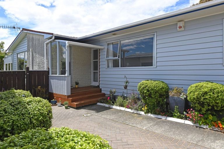 Photo of property in 11 Glenrae Grove, Silverstream, Upper Hutt, 5019