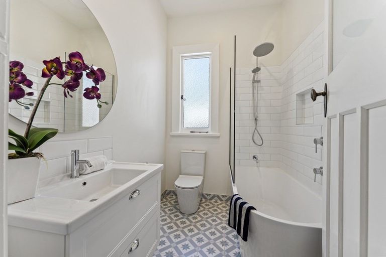 Photo of property in 115 Hawke Street, New Brighton, Christchurch, 8083