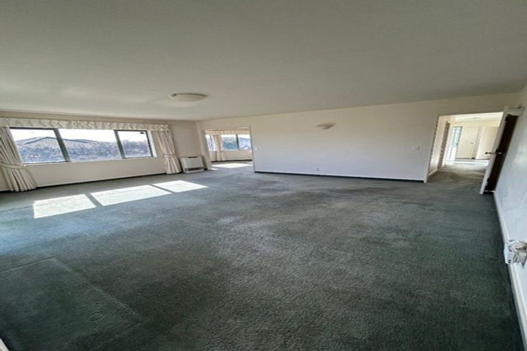 Photo of property in 135 Realm Drive, Paraparaumu, 5032