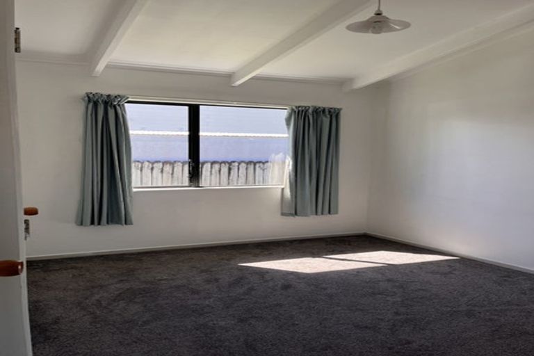 Photo of property in 24 Freda Place, Favona, Auckland, 2024