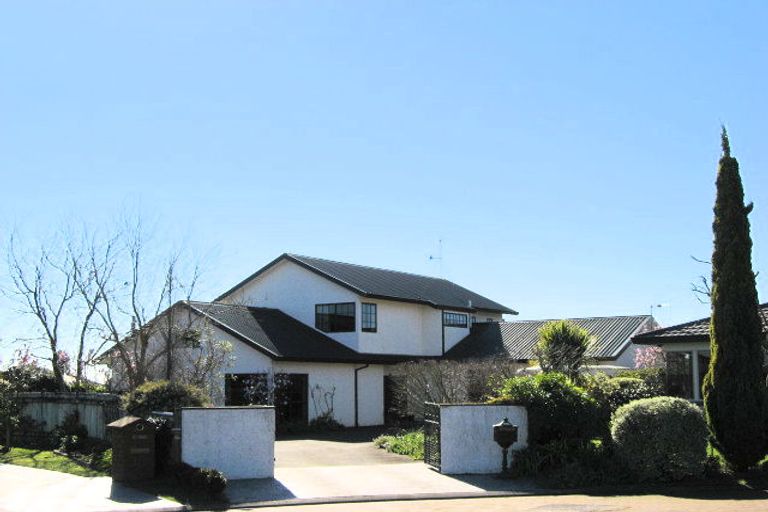 Photo of property in 14 Kingsgate Lane, Havelock North, 4130